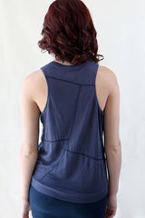line + dot asymmetric zipper tank